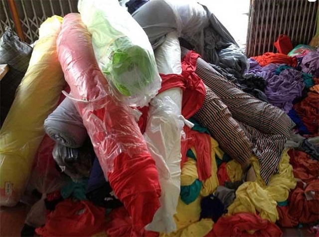 Thu mua vải tồn kho