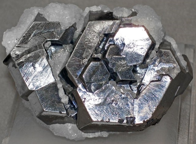 Khối lượng riêng của Chì là bao nhiêu? Trọng lượng Pb bao nhiêu?