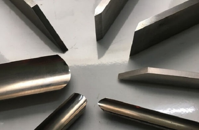 Độ sắc bén và tốc độ cắt của những loại dụng cụ được làm từ loại thép này là rất nhanh