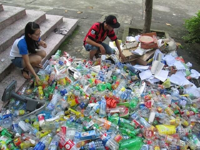 Vựa ve chai gần đây