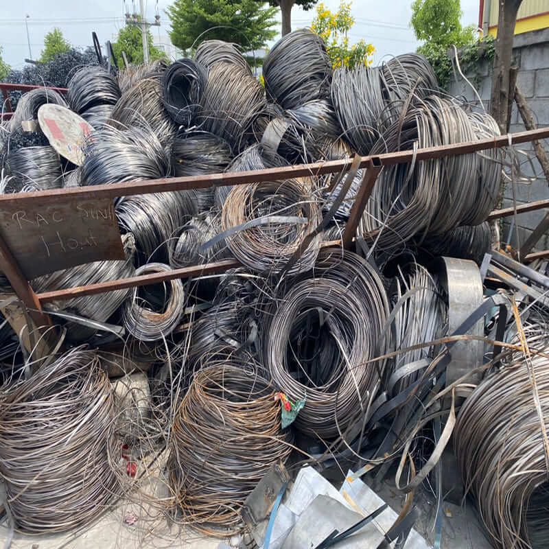 Thu mua phế liệu tại Cần Thơ: Vưa ve chai mua giấy vụn giá cao