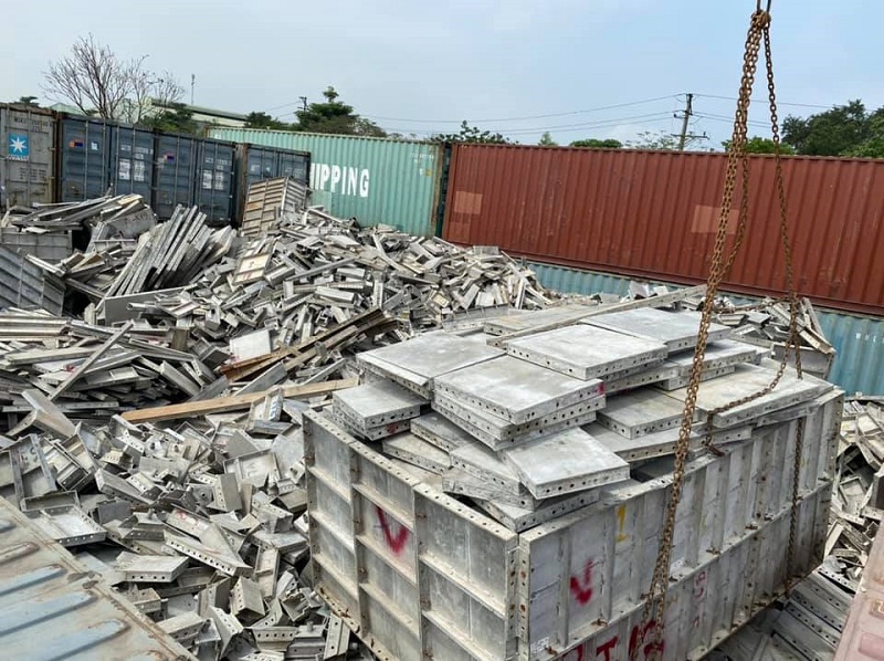 Thu mua phế liệu Gia Lai tận nơi: Vựa ve chai giá cao uy tín 2025