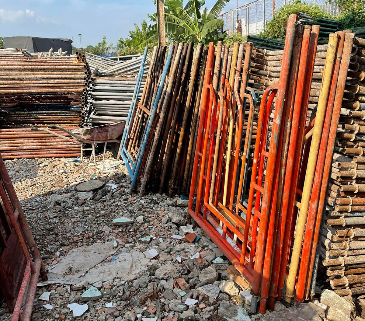 Thu mua giàn giáo cũ