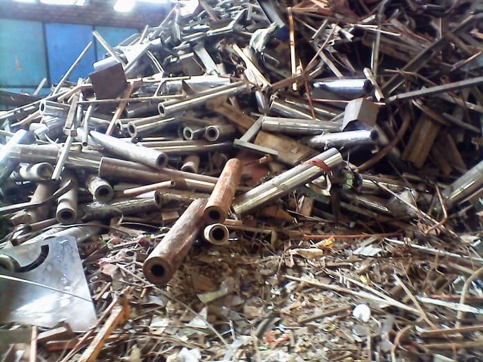 Thu mua phế liệu tại KCN Long Sơn