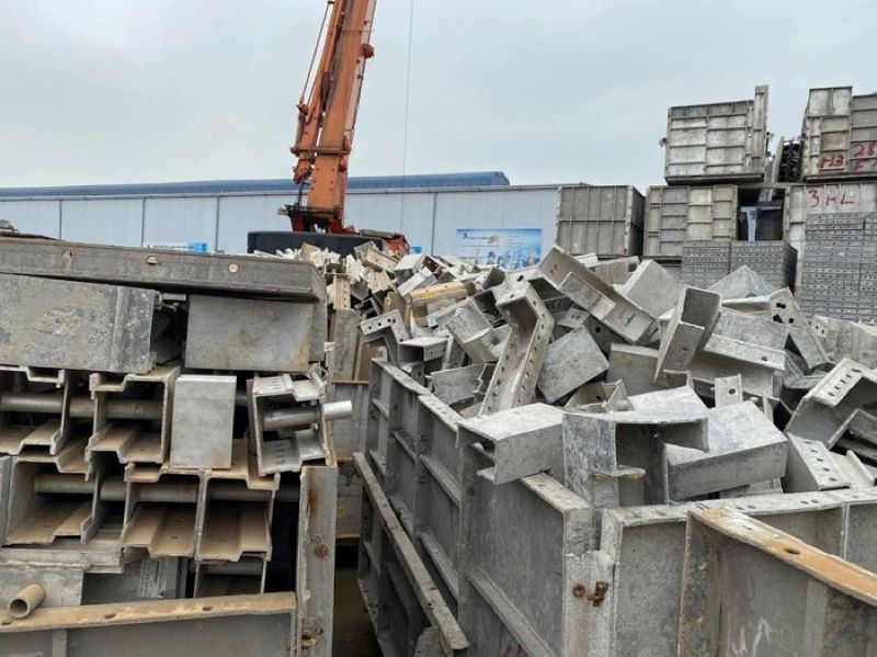 Thu mua phế liệu KCN Ông Kèo tận nơi: Cơ sở giá cao uy tín 2025